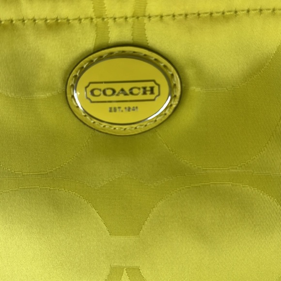 Coach Signature Nylon Cosmetic Bag Citrine/yellow, Mint Condition - Picture 5 of 12